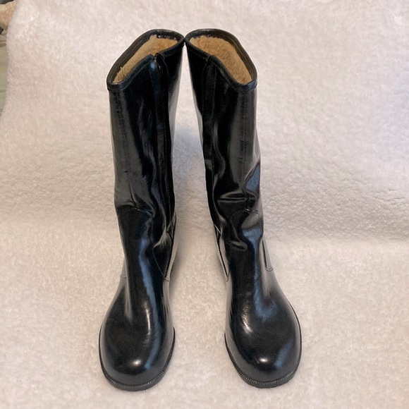 Vintage Whatever the weather black Boots - Picture 3 of 13